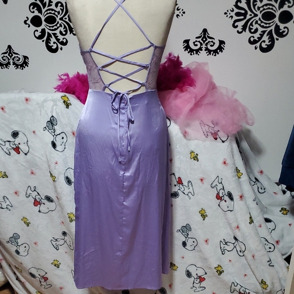 Elegant Purple Slip Midi Dress with Spaghetti Straps - Picture 6 of 12